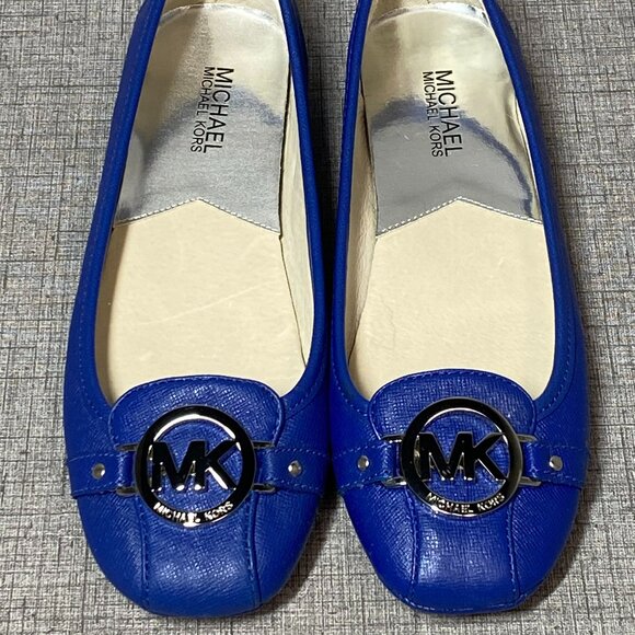 MICHAEL KORS FULTON LOGO SAFFIANO LEATHER FLATS - Picture 1 of 11